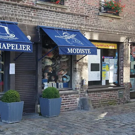 Apartment Le Perchoir De St-antoine - Centre Historique D'honfleur Avec Vue Sur Le Port, Netflix, Jeux, Vinyles